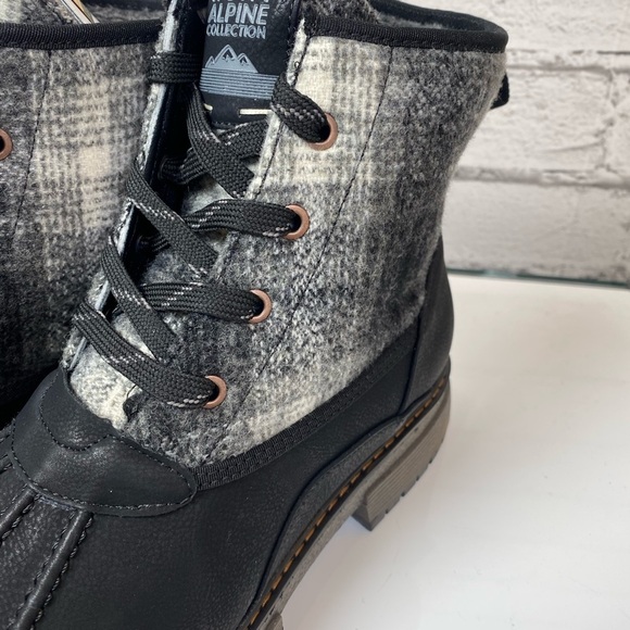 Roxy Hail Ya Black Plaid Flannel Waterproof Lined Ankle Boots size 9.5 NEW - Picture 10 of 12